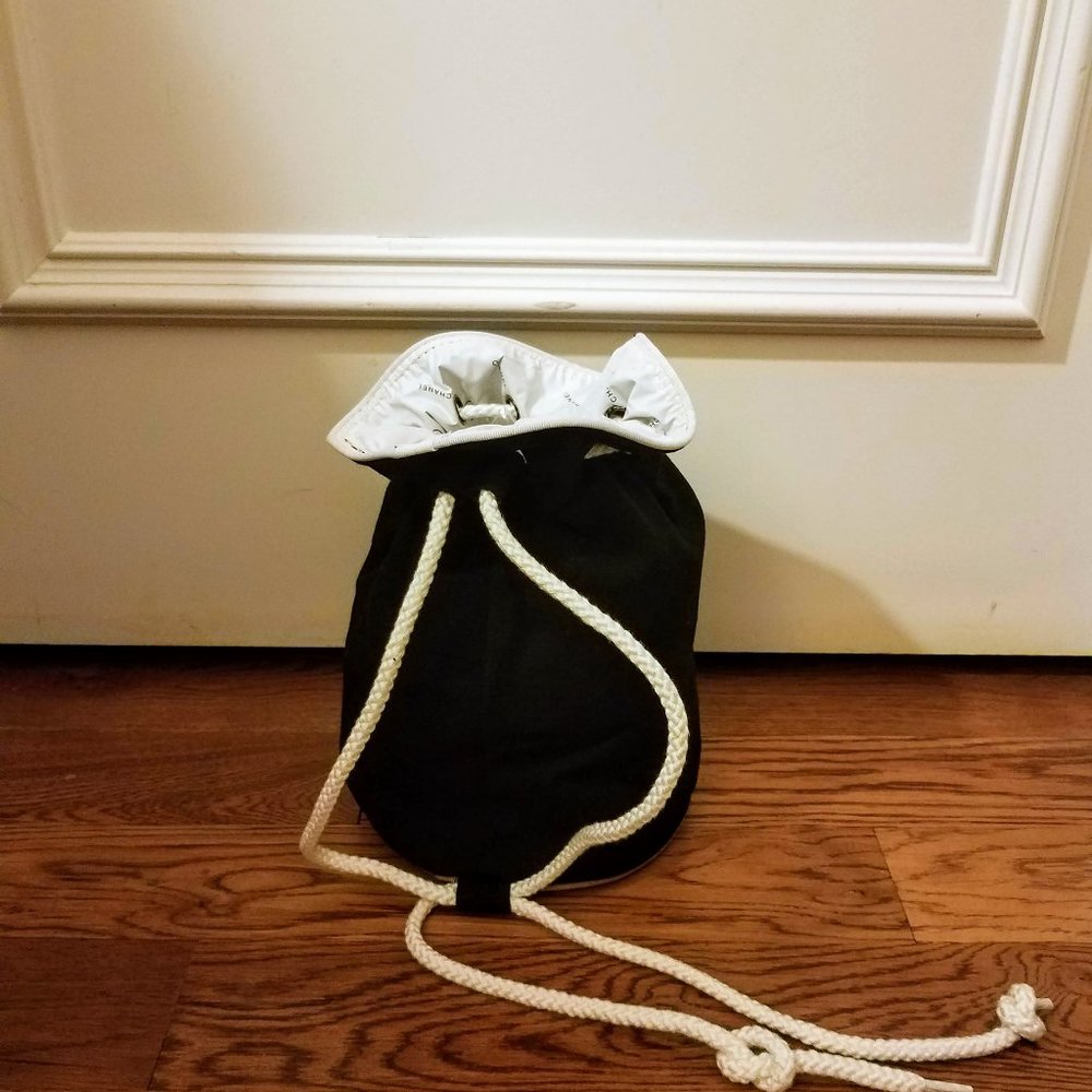 Authentic Chanel CC Beach Bucket Backpack/Tote Gift - Picture 5 of 9